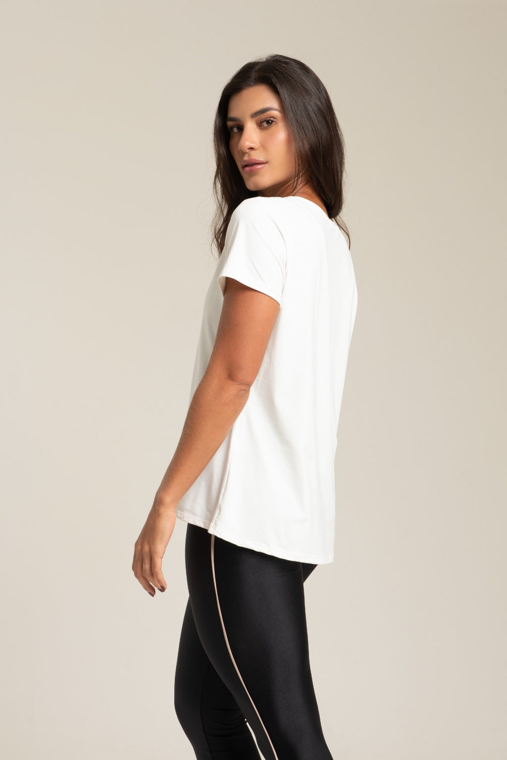 Camiseta Longa Confort Chantilly