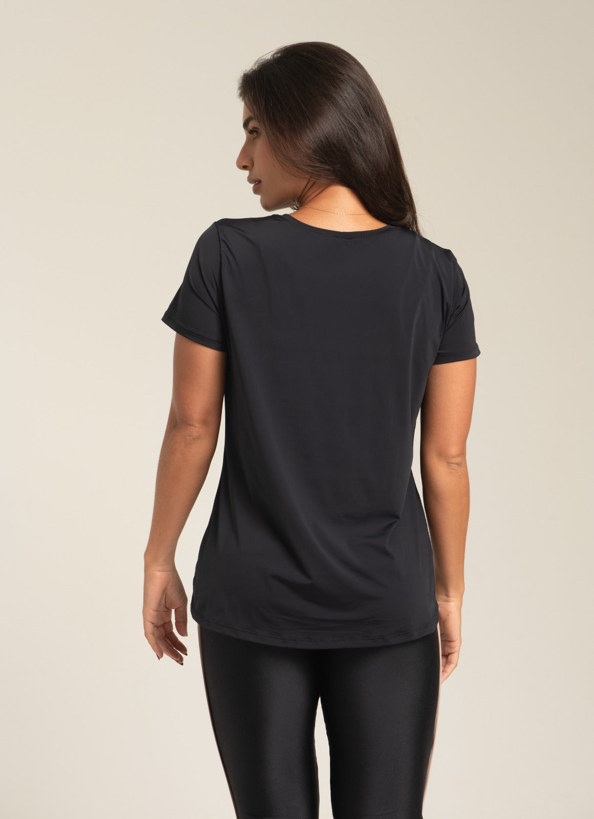 Camiseta Longa Confort Preto
